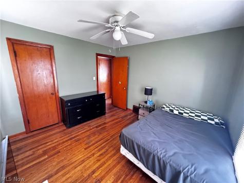 541 Helper Drive Bedford OH 44146