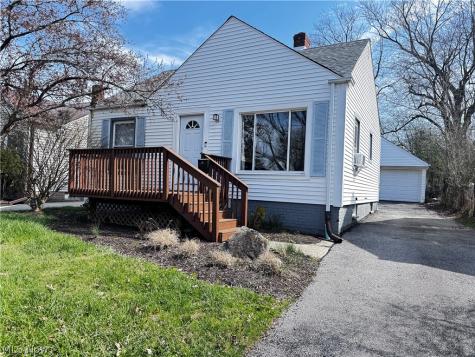 541 Helper Drive Bedford OH 44146