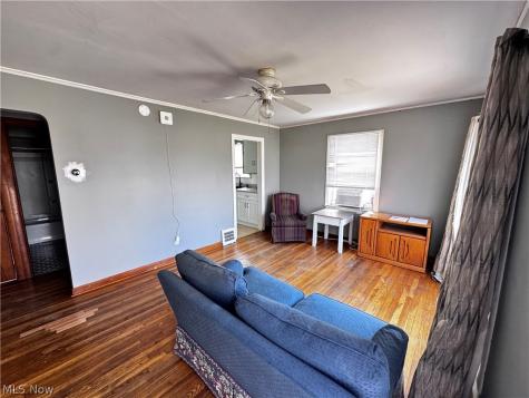541 Helper Drive Bedford OH 44146