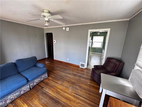 541 Helper Drive Bedford OH 44146