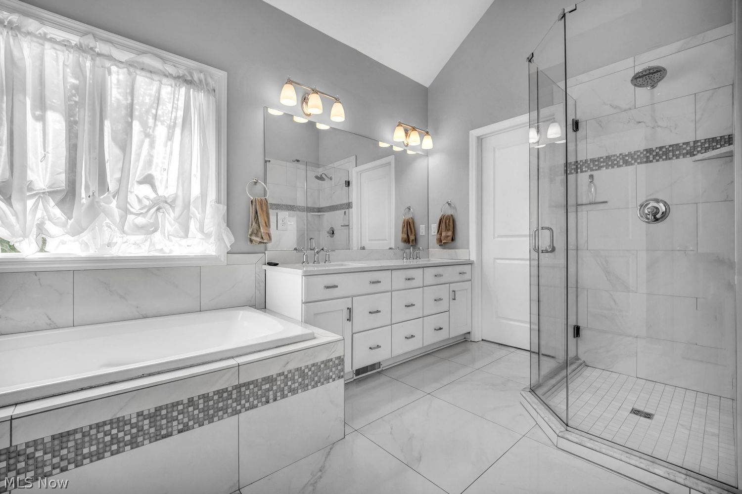 8055 Boulder Ridge Lane Macedonia OH 44056