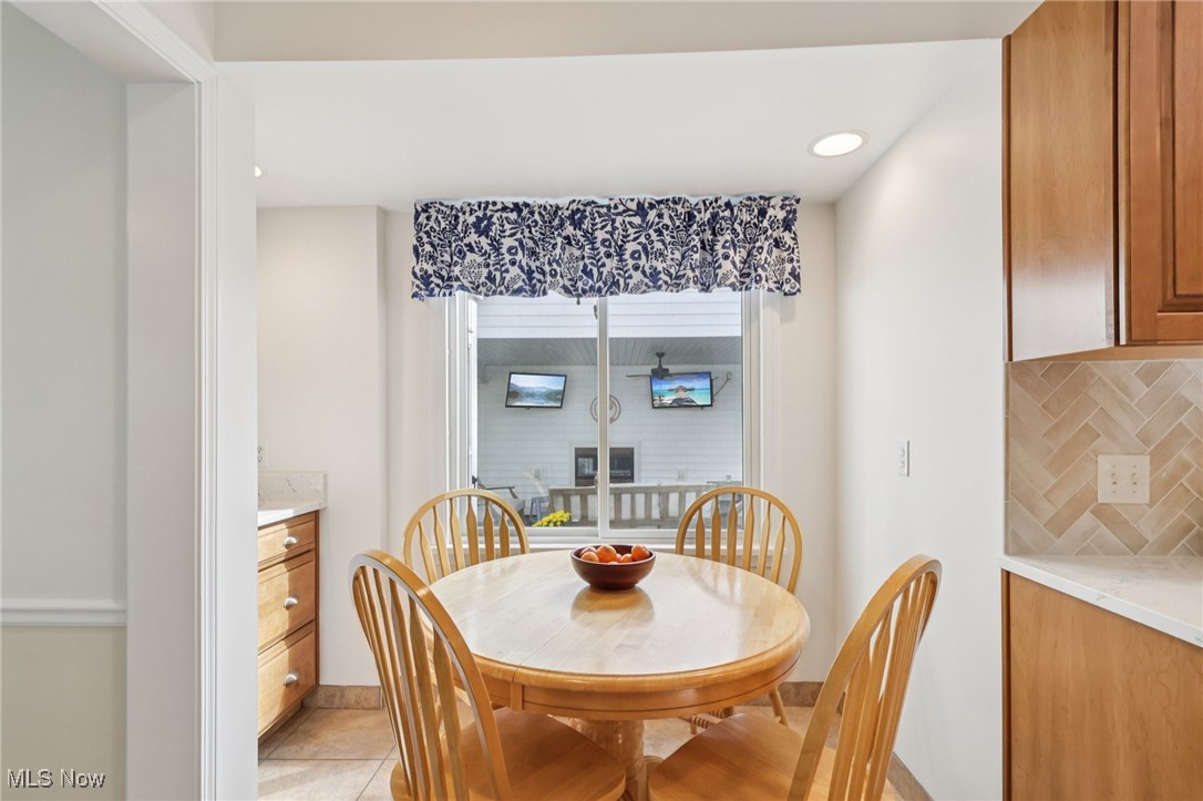 829 Elmwood Road Rocky River OH 44116