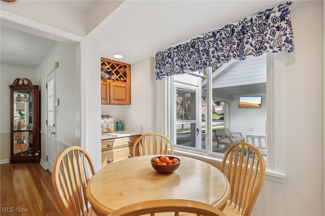 829 Elmwood Road Rocky River OH 44116