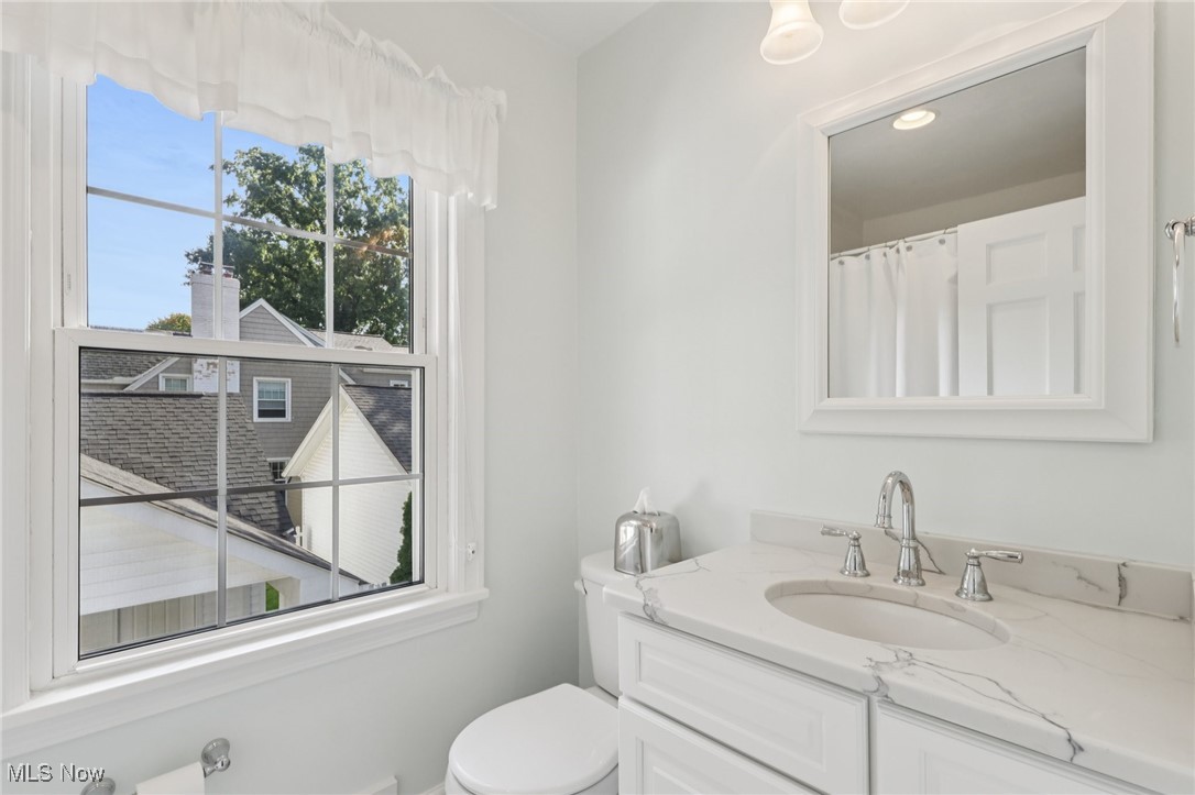 829 Elmwood Road Rocky River OH 44116