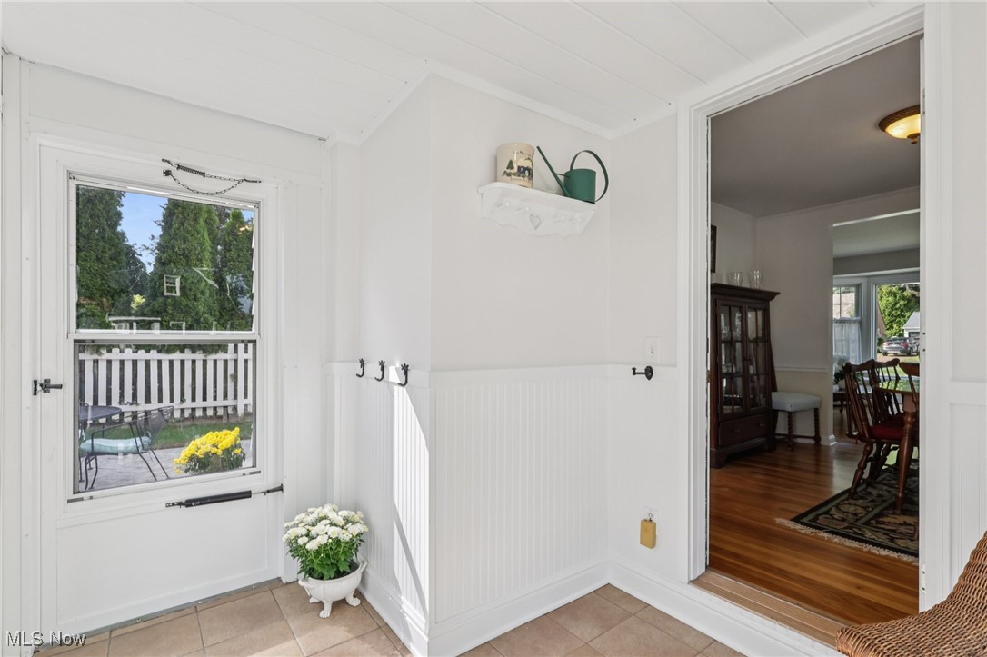 829 Elmwood Road Rocky River OH 44116