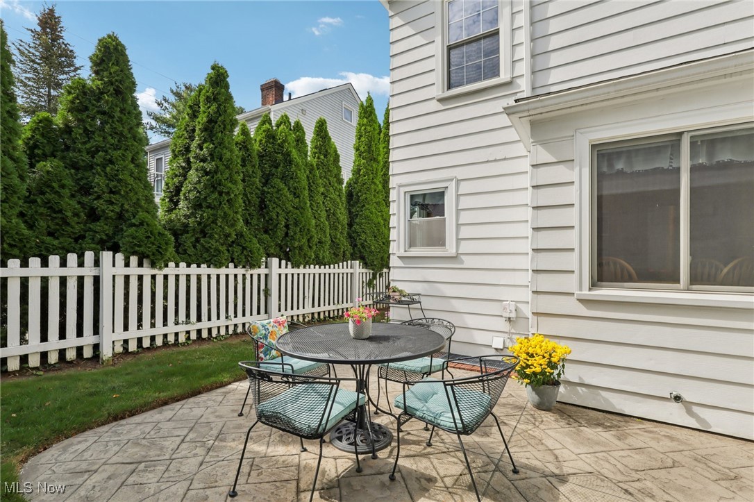 829 Elmwood Road Rocky River OH 44116