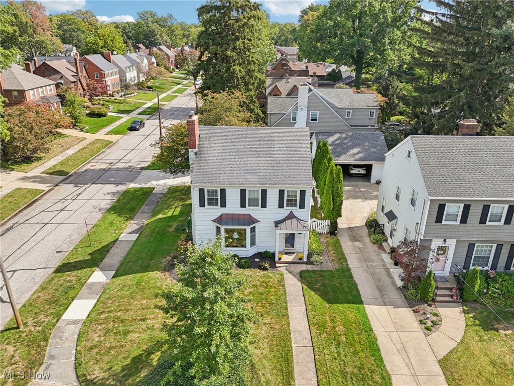 829 Elmwood Road Rocky River OH 44116