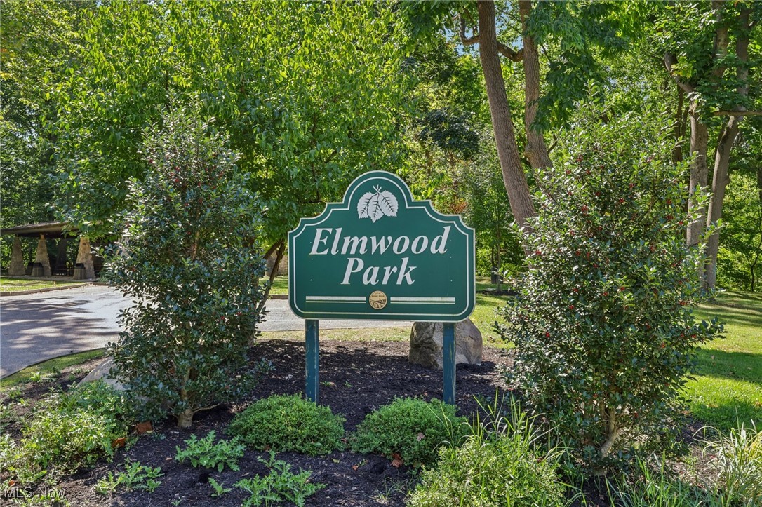 829 Elmwood Road Rocky River OH 44116