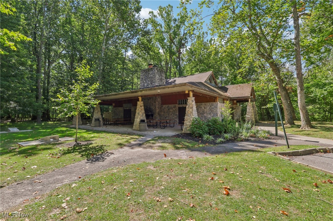 829 Elmwood Road Rocky River OH 44116