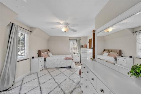 339 Northcliff Drive Rocky River OH 44116