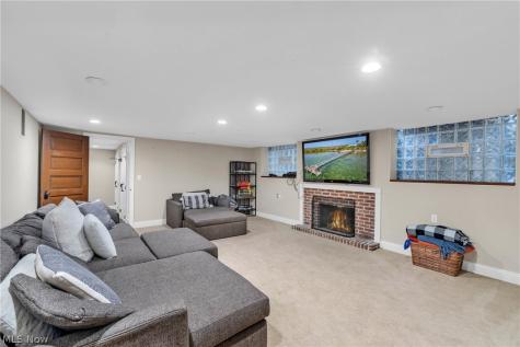 339 Northcliff Drive Rocky River OH 44116