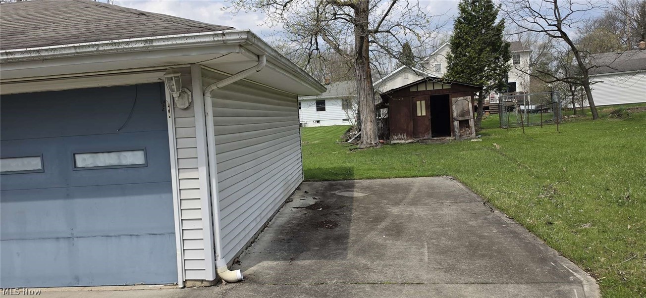 105 Mapledale Avenue Bedford OH 44146