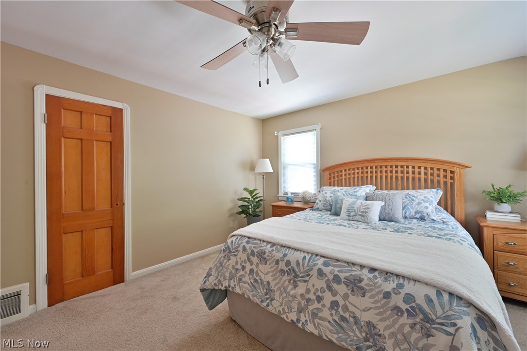 10247 Greenheath Drive Cleveland OH 44130