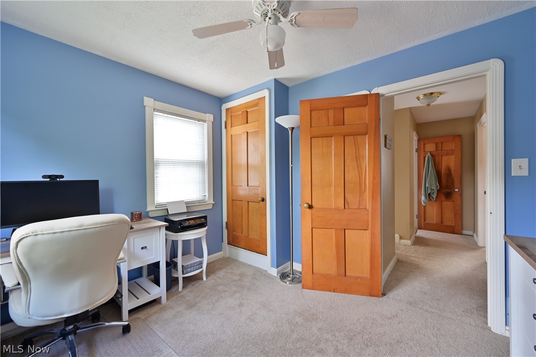 10247 Greenheath Drive Cleveland OH 44130