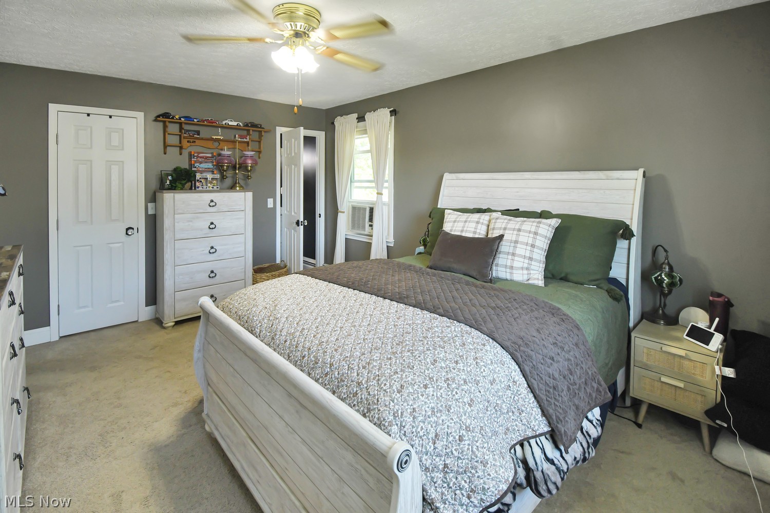 5669 Old Orchard Drive Geneva OH 44041