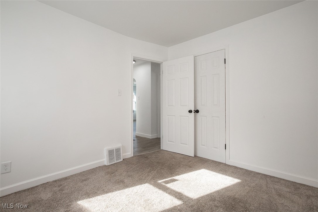 1074 Hartford Avenue Akron OH 44320