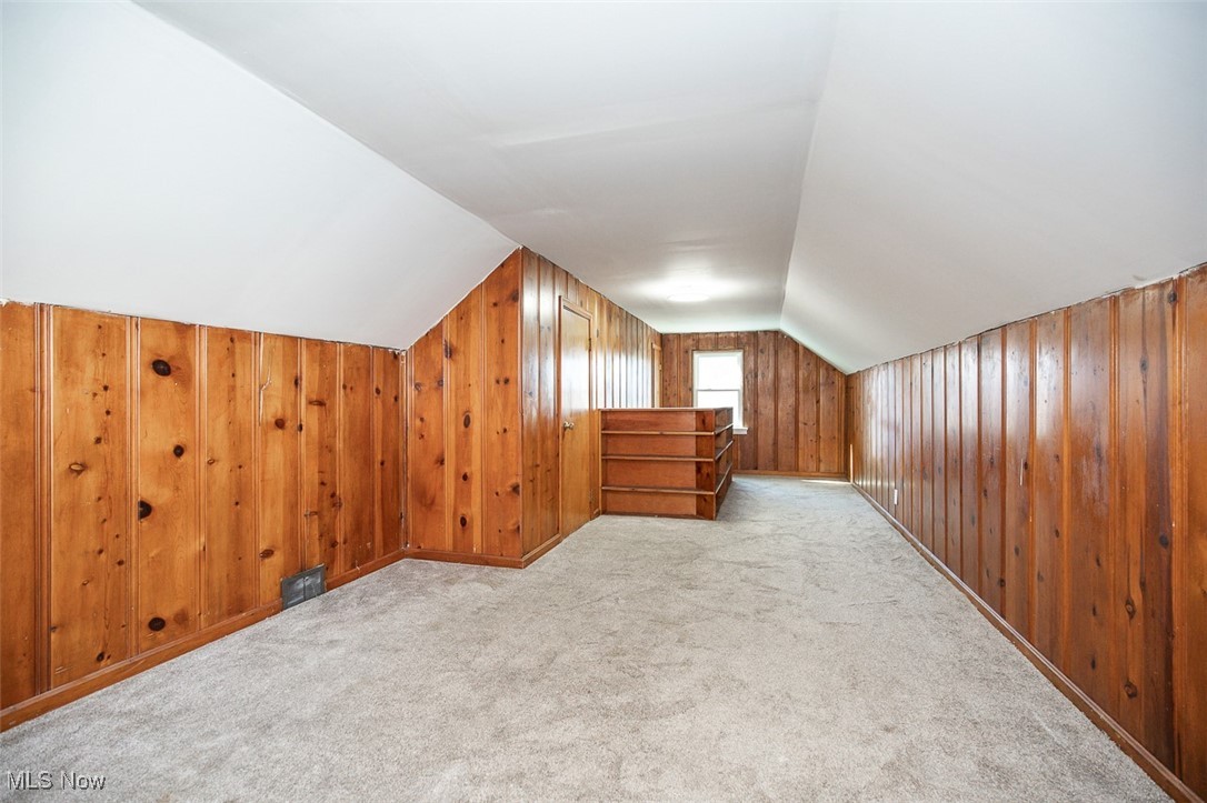 1074 Hartford Avenue Akron OH 44320