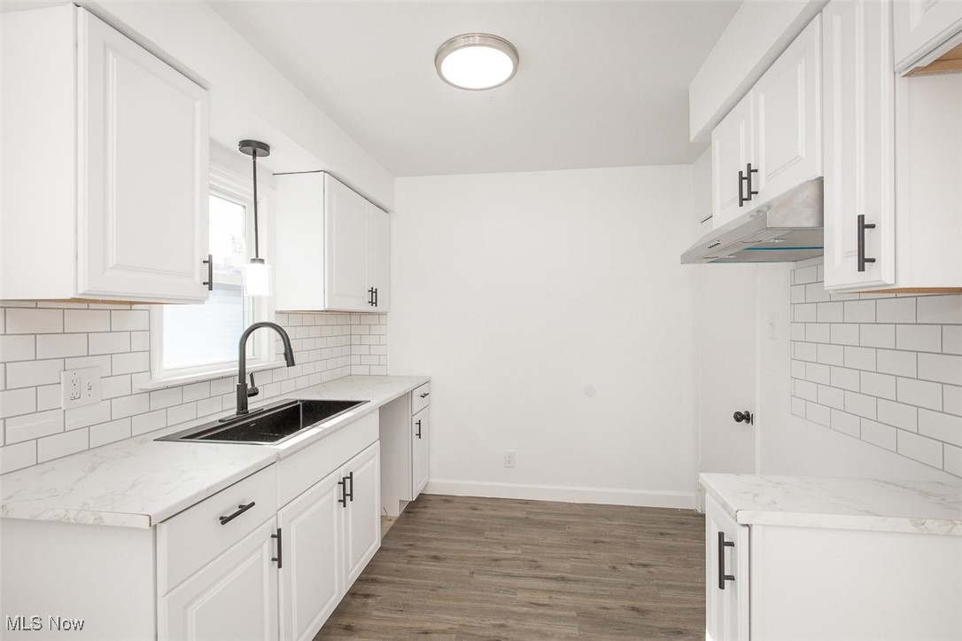 1074 Hartford Avenue Akron OH 44320