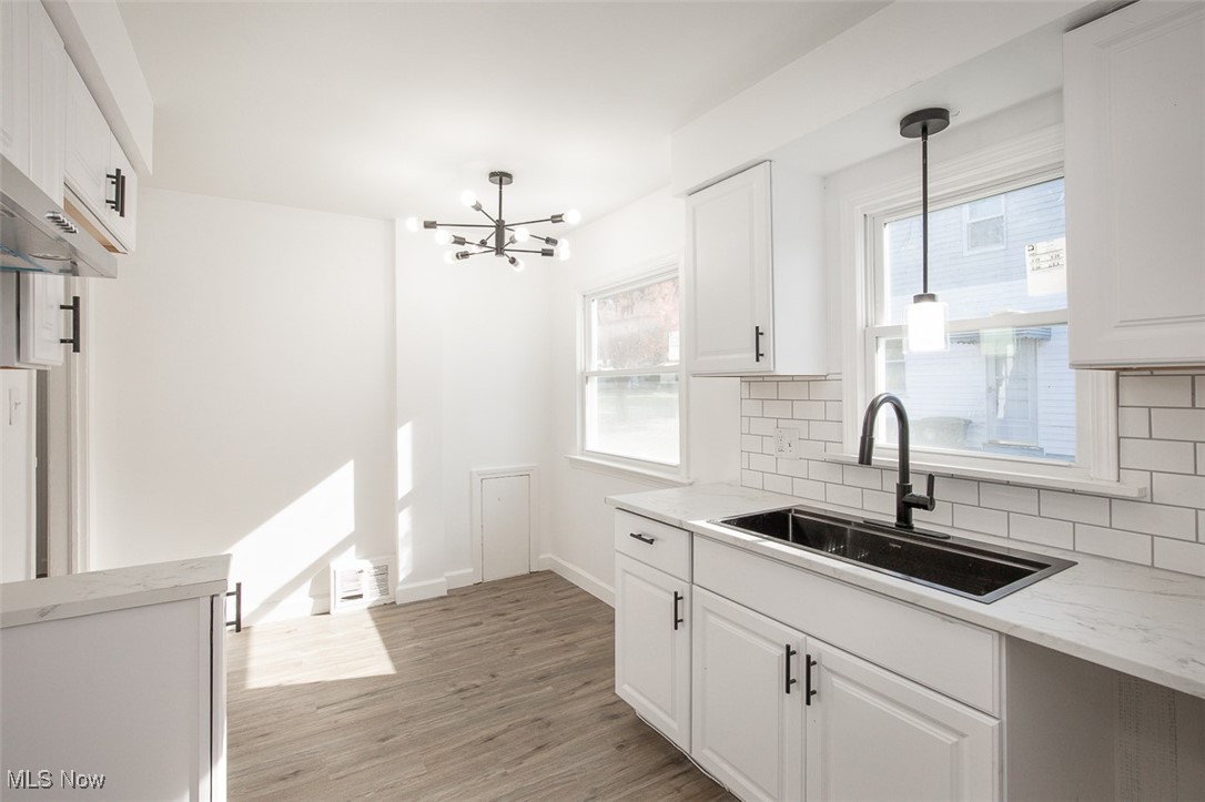 1074 Hartford Avenue Akron OH 44320