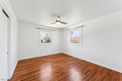 379 N Aurora Road Aurora OH 44202