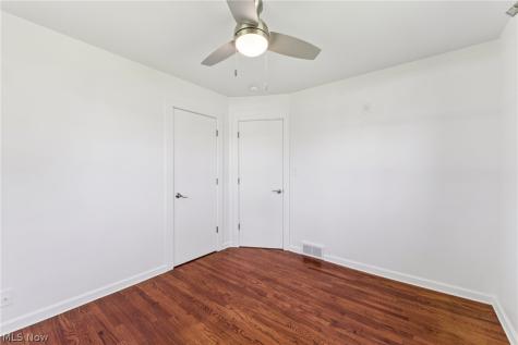 379 N Aurora Road Aurora OH 44202
