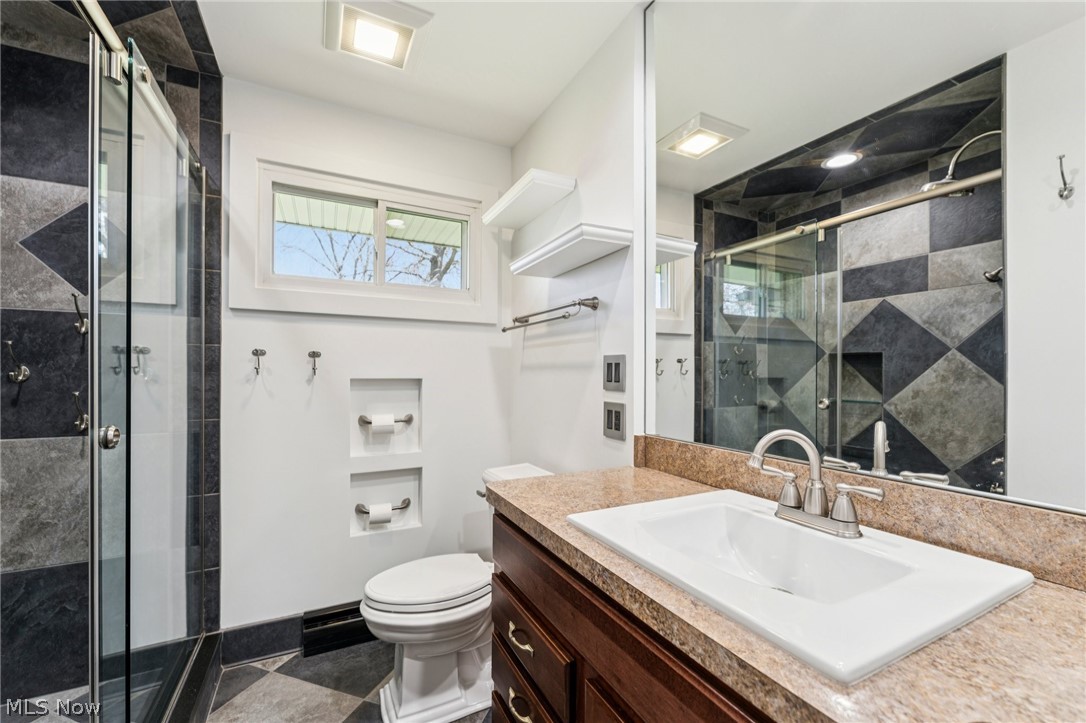 379 N Aurora Road Aurora OH 44202