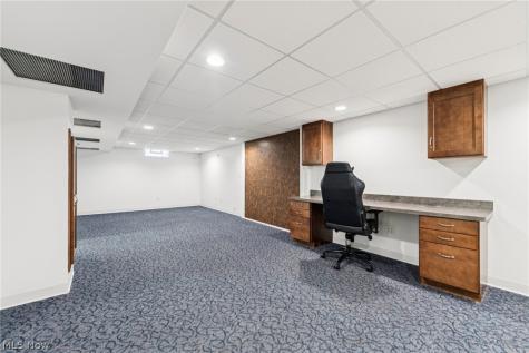 379 N Aurora Road Aurora OH 44202