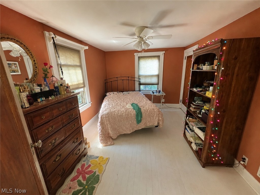 3064 Crescent Drive NE Warren OH 44483