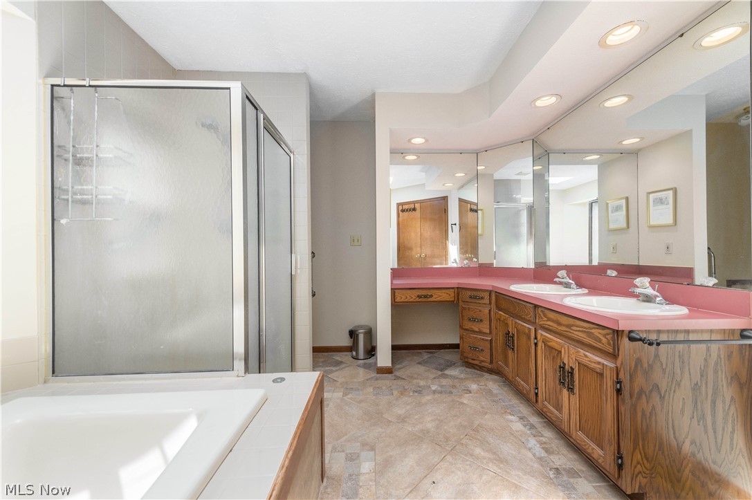 3148 N Park Lane Medina OH 44256