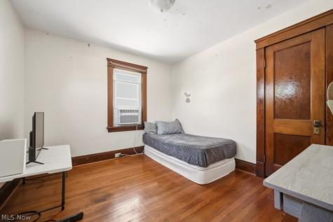 2510 Montclair Avenue Cleveland OH 44109