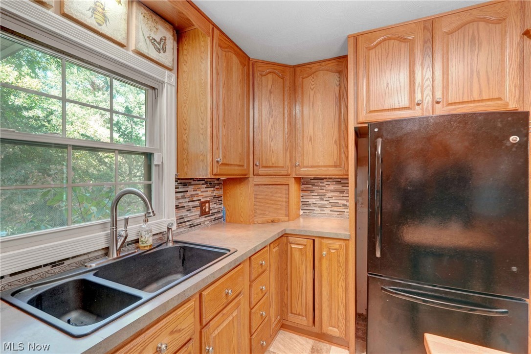 5125 Colorado Avenue Sheffield OH 44054