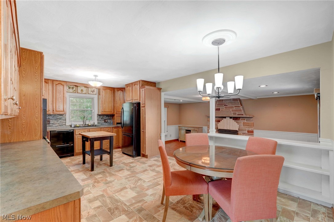 5125 Colorado Avenue Sheffield OH 44054