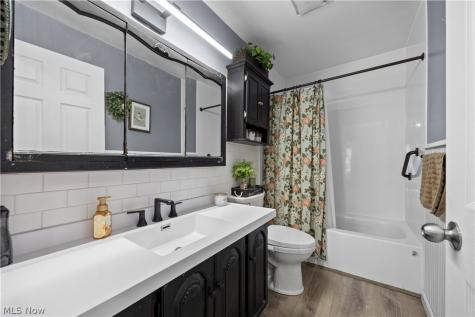 81 Fillier Street Berea OH 44017