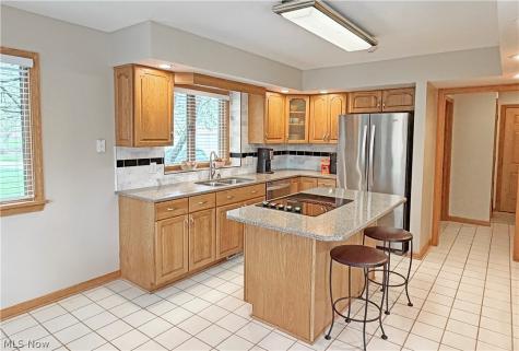 2683 Radford Street NW North Canton OH 44720
