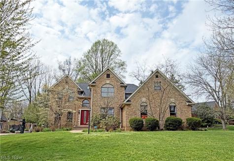 2683 Radford Street NW North Canton OH 44720