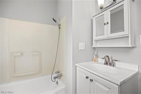 7540 State Road Parma OH 44134