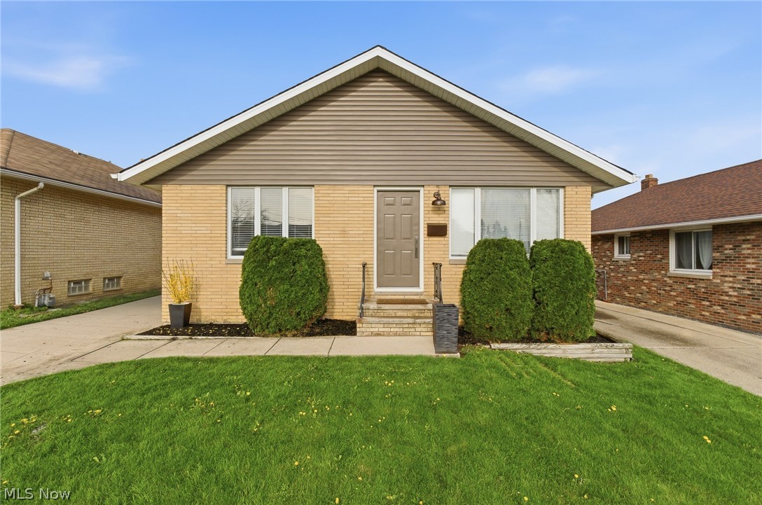 5284 E 102nd Street Garfield Heights OH 44125