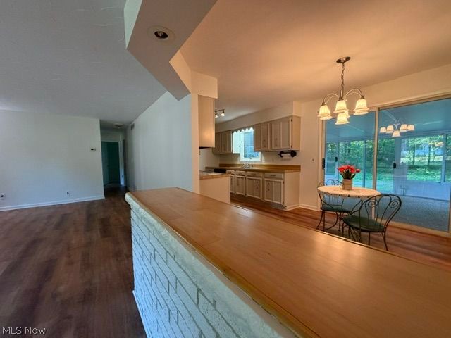 610 Sherwood Drive Aurora OH 44202