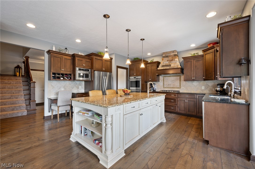 1136 Laurel Green Drive NE North Canton OH 44720