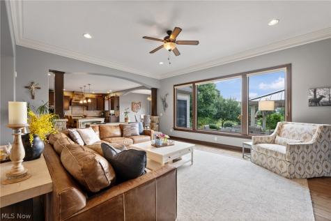 1136 Laurel Green Drive NE North Canton OH 44720