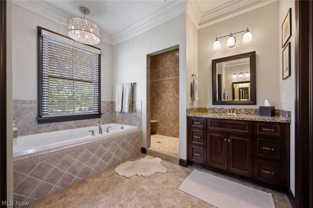 1136 Laurel Green Drive NE North Canton OH 44720