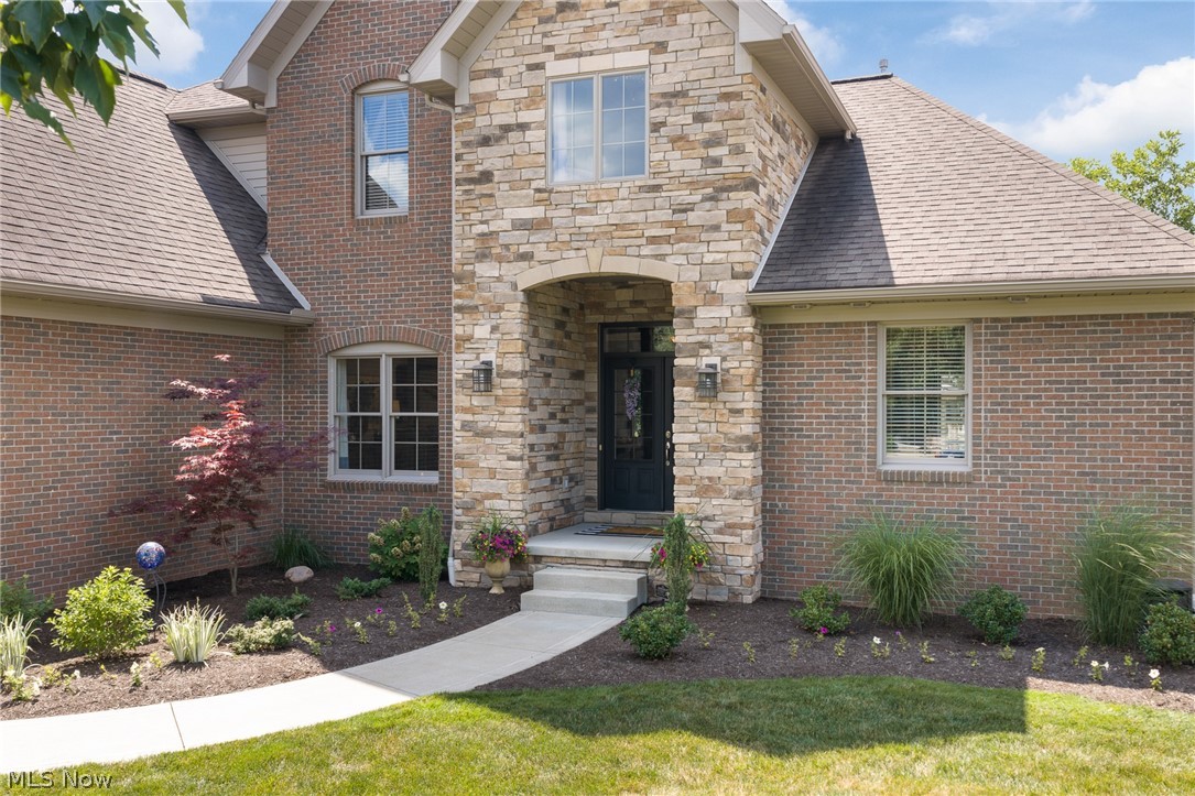 1136 Laurel Green Drive NE North Canton OH 44720
