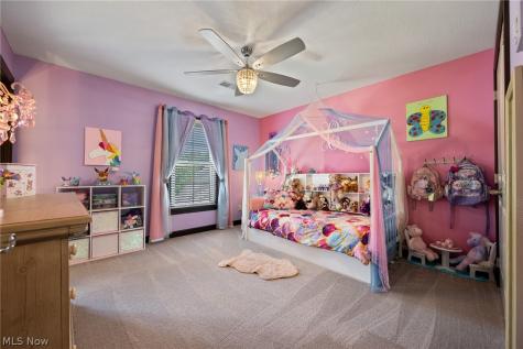 1136 Laurel Green Drive NE North Canton OH 44720