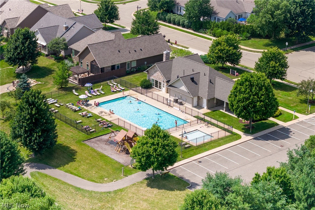 1136 Laurel Green Drive NE North Canton OH 44720
