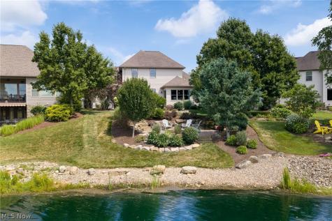 1136 Laurel Green Drive NE North Canton OH 44720