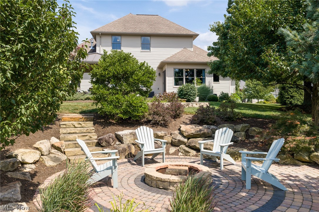 1136 Laurel Green Drive NE North Canton OH 44720