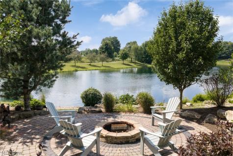 1136 Laurel Green Drive NE North Canton OH 44720