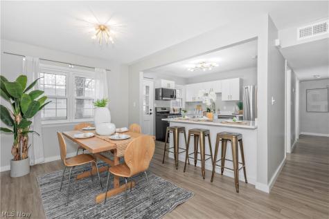754 Hemlock Drive Euclid OH 44132
