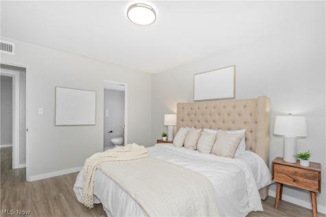 754 Hemlock Drive Euclid OH 44132