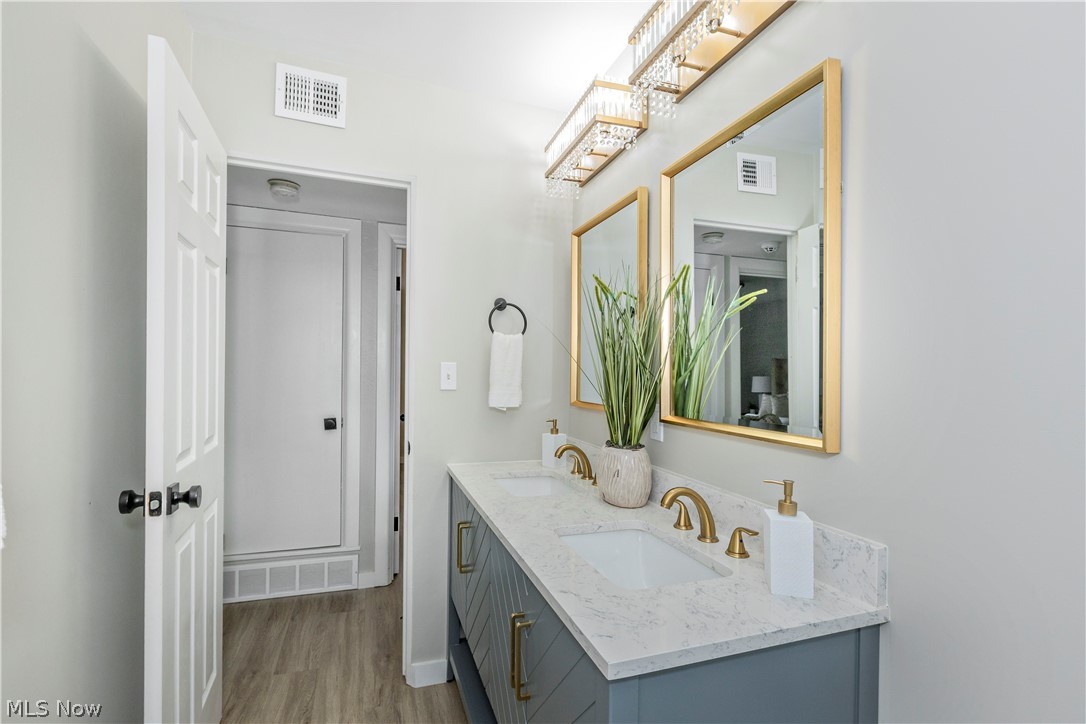 754 Hemlock Drive Euclid OH 44132